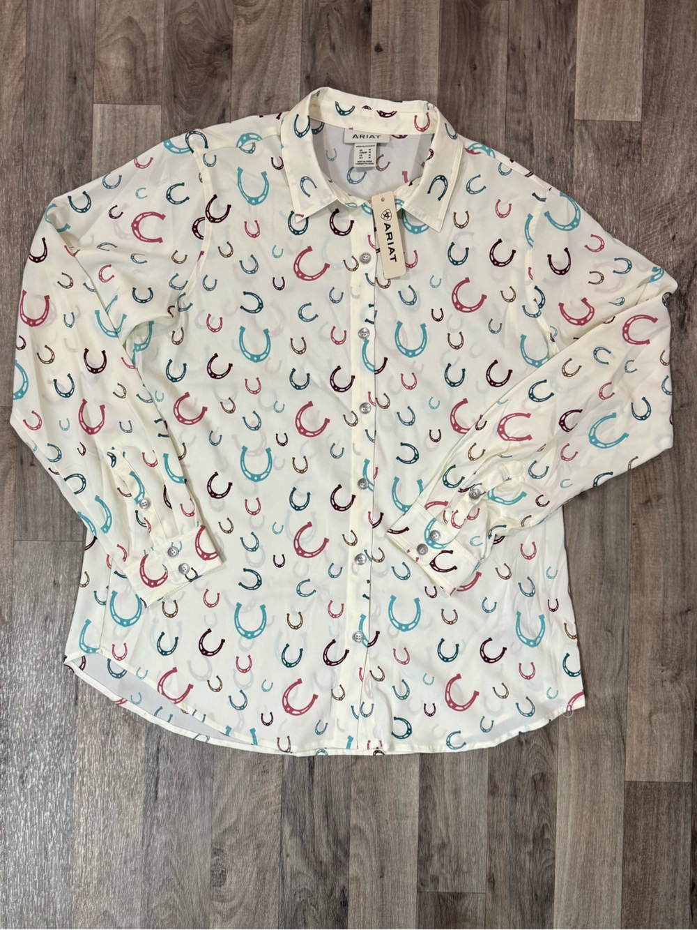 Ariat Sheer Western Horseshoe Print Button Snap Shirt Women’s Medium NWT Rodeo